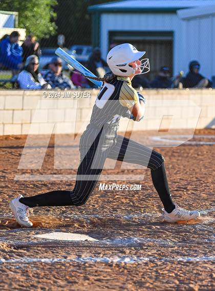 Thumbnail 1 in Lexington vs Rogers photogallery.