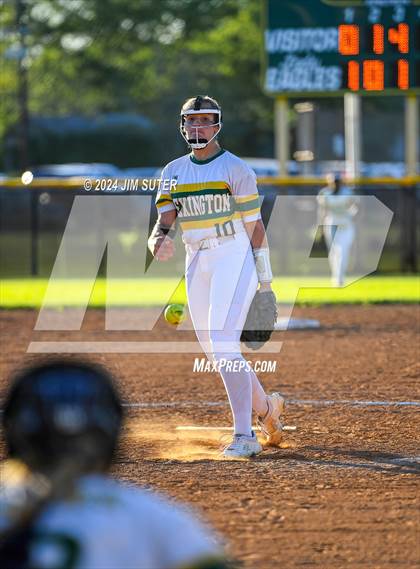 Thumbnail 3 in Lexington vs Rogers photogallery.