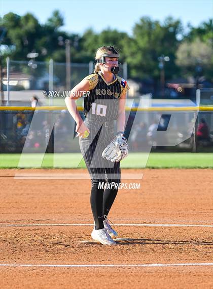 Thumbnail 1 in Lexington vs Rogers photogallery.