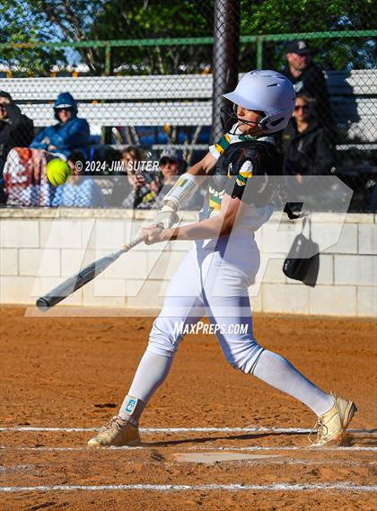 Thumbnail 1 in Lexington vs Rogers photogallery.