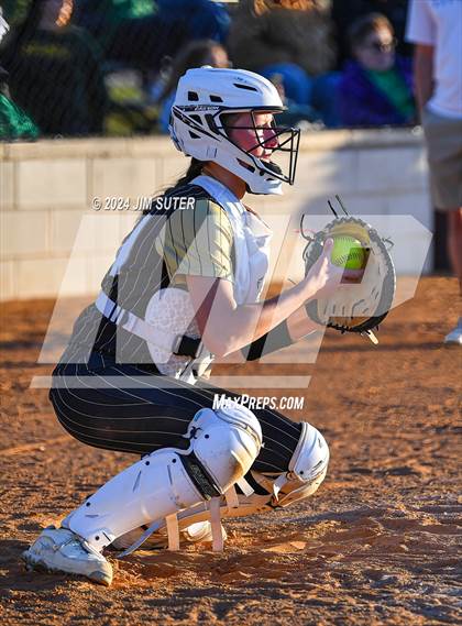 Thumbnail 1 in Lexington vs Rogers photogallery.