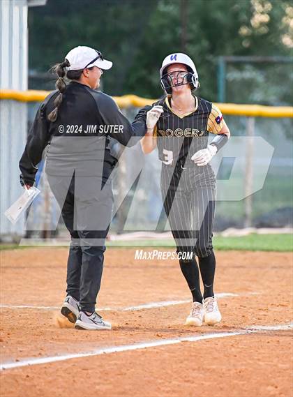 Thumbnail 2 in Lexington vs Rogers photogallery.