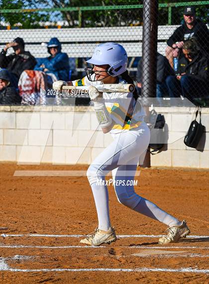 Thumbnail 1 in Lexington vs Rogers photogallery.