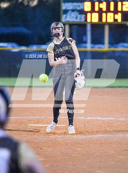 Thumbnail 1 in Lexington vs Rogers photogallery.
