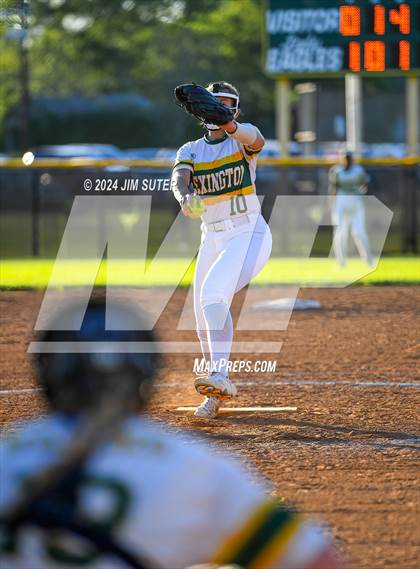 Thumbnail 3 in Lexington vs Rogers photogallery.