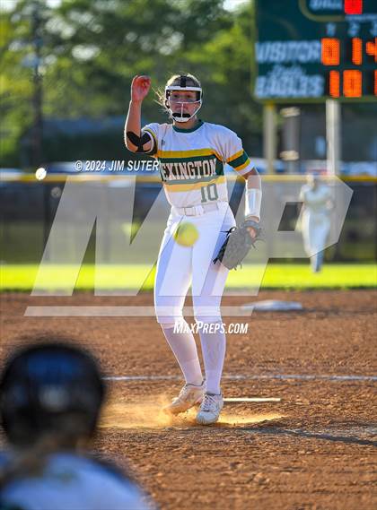 Thumbnail 2 in Lexington vs Rogers photogallery.