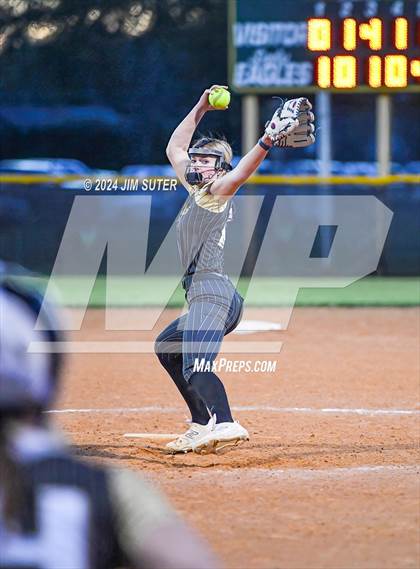Thumbnail 1 in Lexington vs Rogers photogallery.