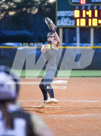 Thumbnail 3 in Lexington vs Rogers photogallery.