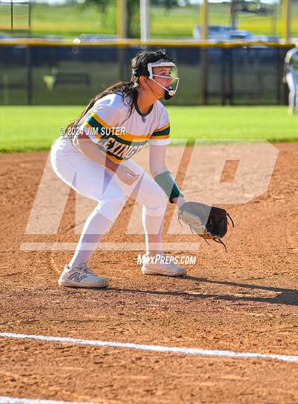 Thumbnail 3 in Lexington vs Rogers photogallery.