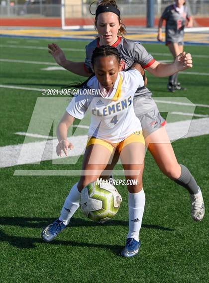 Thumbnail 1 in Lee [Robert E.] vs Clemens (SCUC Shootout) photogallery.