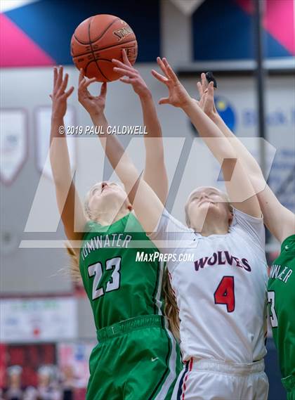 Thumbnail 2 in Tumwater @ Black Hills photogallery.