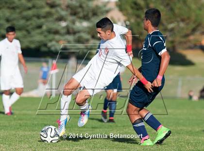 Thumbnail 2 in Smoky Hill vs. Lincoln (CHSAA 1st Round) photogallery.