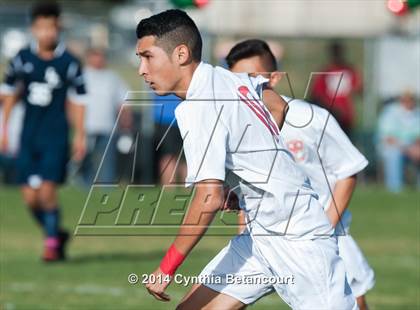 Thumbnail 3 in Smoky Hill vs. Lincoln (CHSAA 1st Round) photogallery.