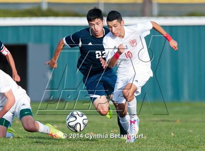 Thumbnail 3 in Smoky Hill vs. Lincoln (CHSAA 1st Round) photogallery.
