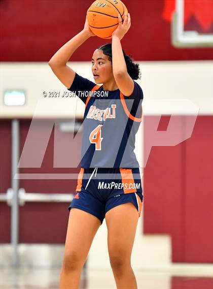 Thumbnail 1 in Chino Hills vs. Roosevelt photogallery.
