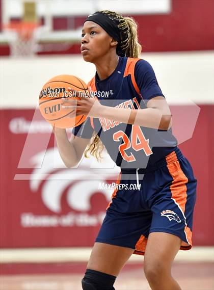 Thumbnail 1 in Chino Hills vs. Roosevelt photogallery.