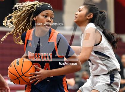 Thumbnail 1 in Chino Hills vs. Roosevelt photogallery.
