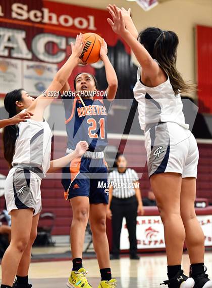 Thumbnail 2 in Chino Hills vs. Roosevelt photogallery.