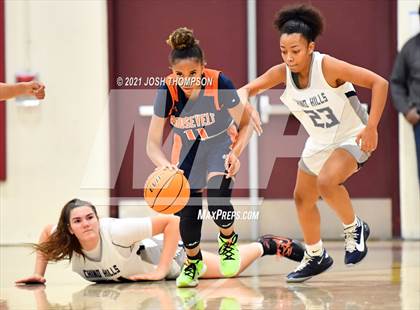 Thumbnail 1 in Chino Hills vs. Roosevelt photogallery.