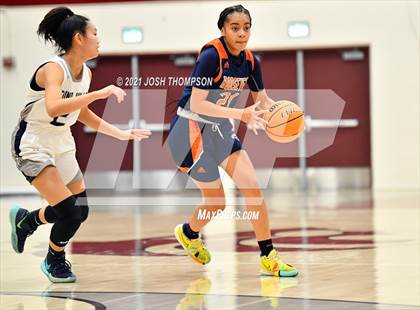 Thumbnail 2 in Chino Hills vs. Roosevelt photogallery.