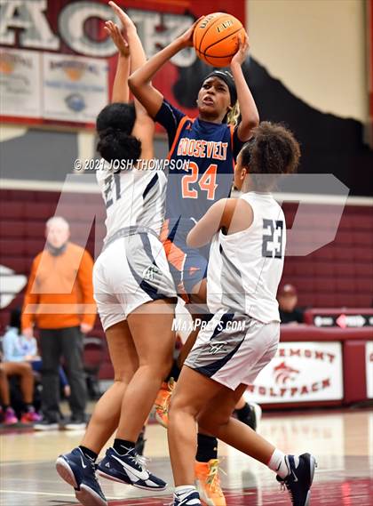 Thumbnail 2 in Chino Hills vs. Roosevelt photogallery.