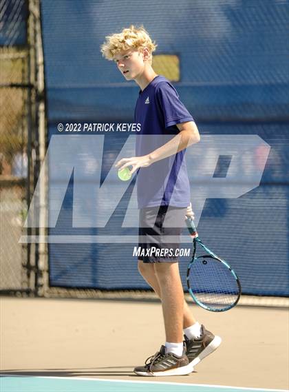 Thumbnail 2 in Esperanza vs Villa Park photogallery.