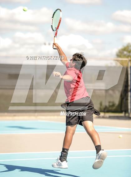 Thumbnail 2 in Esperanza vs Villa Park photogallery.