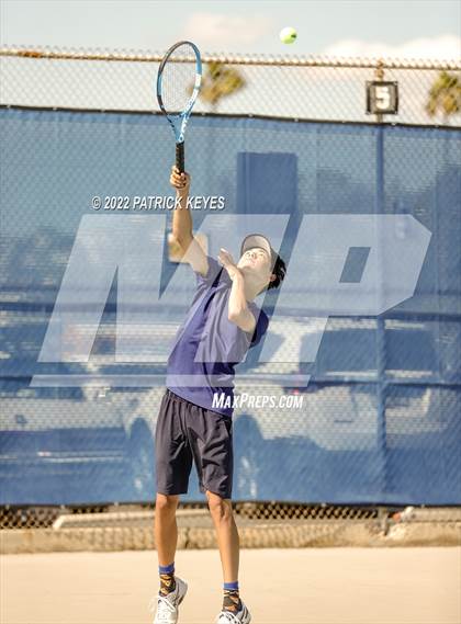 Thumbnail 2 in Esperanza vs Villa Park photogallery.