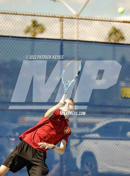 Thumbnail 2 in Esperanza vs Villa Park photogallery.