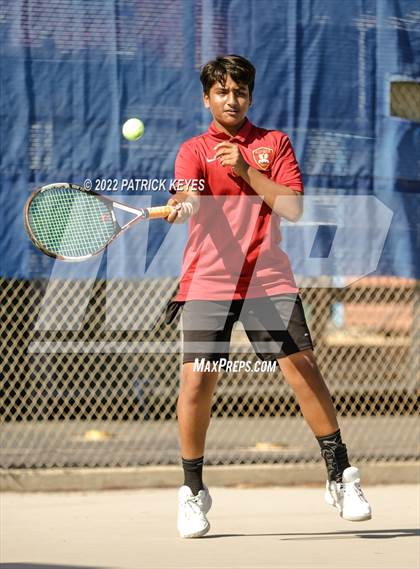 Thumbnail 2 in Esperanza vs Villa Park photogallery.