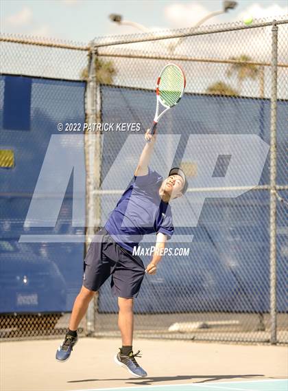 Thumbnail 2 in Esperanza vs Villa Park photogallery.