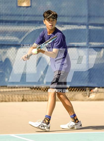 Thumbnail 3 in Esperanza vs Villa Park photogallery.