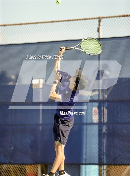 Thumbnail 2 in Esperanza vs Villa Park photogallery.