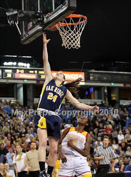 Thumbnail 3 in Berkeley vs. Oak Ridge (CIF NorCal D1 Final) photogallery.