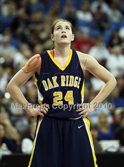 Thumbnail 2 in Berkeley vs. Oak Ridge (CIF NorCal D1 Final) photogallery.