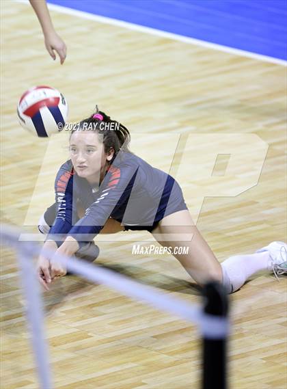 Thumbnail 2 in Cherry Creek vs. Chaparral (CHSAA 5A Final Four) photogallery.