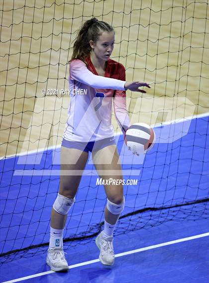 Thumbnail 2 in Cherry Creek vs. Chaparral (CHSAA 5A Final Four) photogallery.