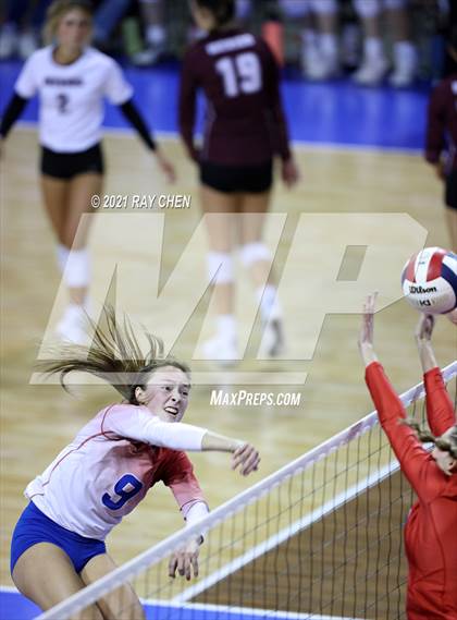Thumbnail 3 in Cherry Creek vs. Chaparral (CHSAA 5A Final Four) photogallery.