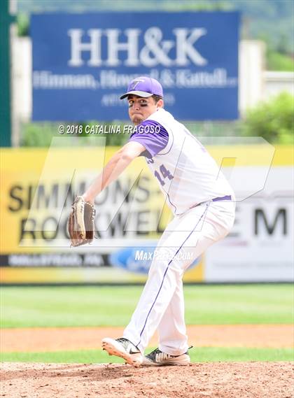 Thumbnail 2 in Ticonderoga vs. Avon (NYSPHSAA Class C Final) photogallery.