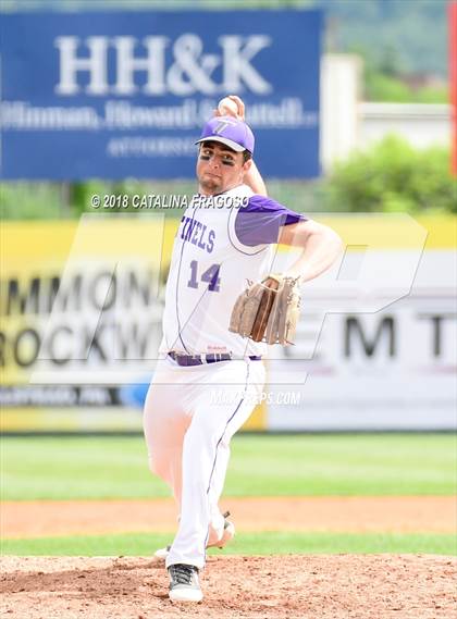 Thumbnail 1 in Ticonderoga vs. Avon (NYSPHSAA Class C Final) photogallery.