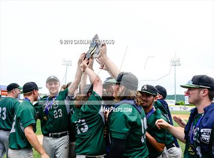 Thumbnail 2 in Ticonderoga vs. Avon (NYSPHSAA Class C Final) photogallery.