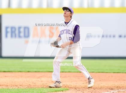 Thumbnail 2 in Ticonderoga vs. Avon (NYSPHSAA Class C Final) photogallery.