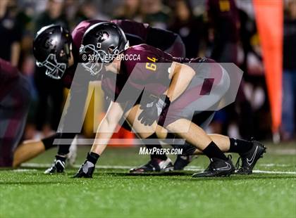 Thumbnail 2 in Royal @ Simi Valley photogallery.