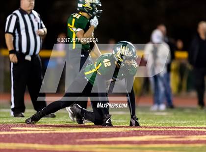 Thumbnail 1 in Royal @ Simi Valley photogallery.