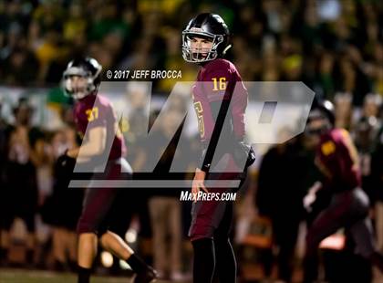 Thumbnail 1 in Royal @ Simi Valley photogallery.