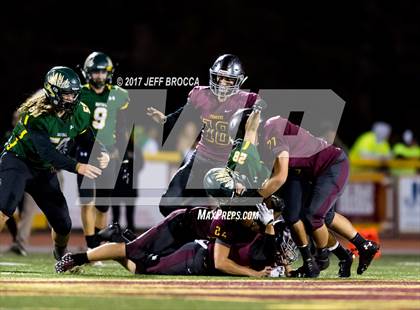 Thumbnail 1 in Royal @ Simi Valley photogallery.