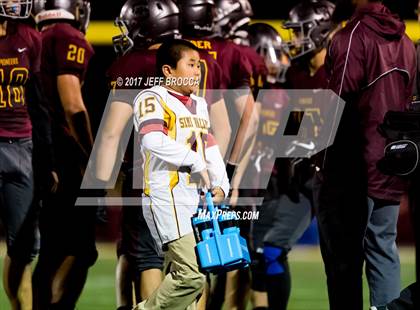 Thumbnail 3 in Royal @ Simi Valley photogallery.