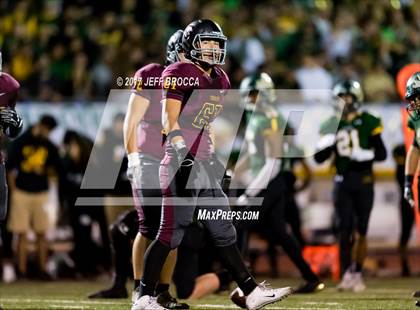 Thumbnail 3 in Royal @ Simi Valley photogallery.