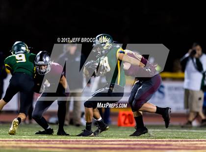 Thumbnail 3 in Royal @ Simi Valley photogallery.