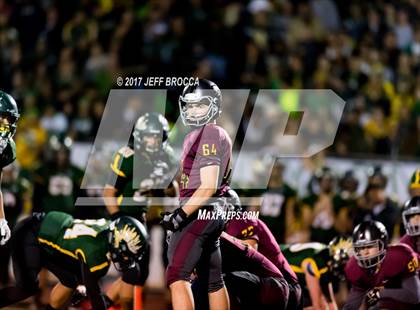 Thumbnail 3 in Royal @ Simi Valley photogallery.